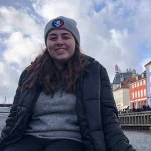 Meet your Posher, Agnes